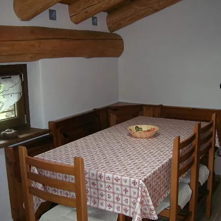 La Petite Maison أرفيير